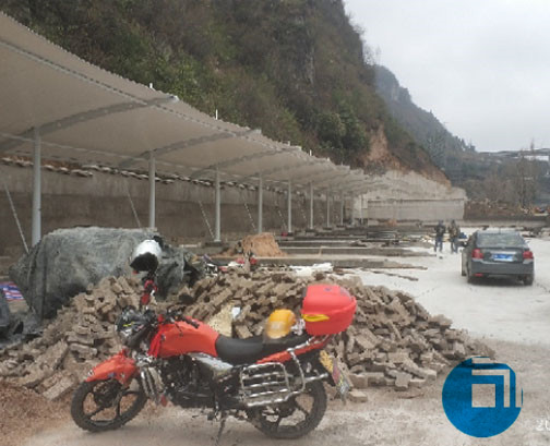 貴州公交車站膜結構停車棚